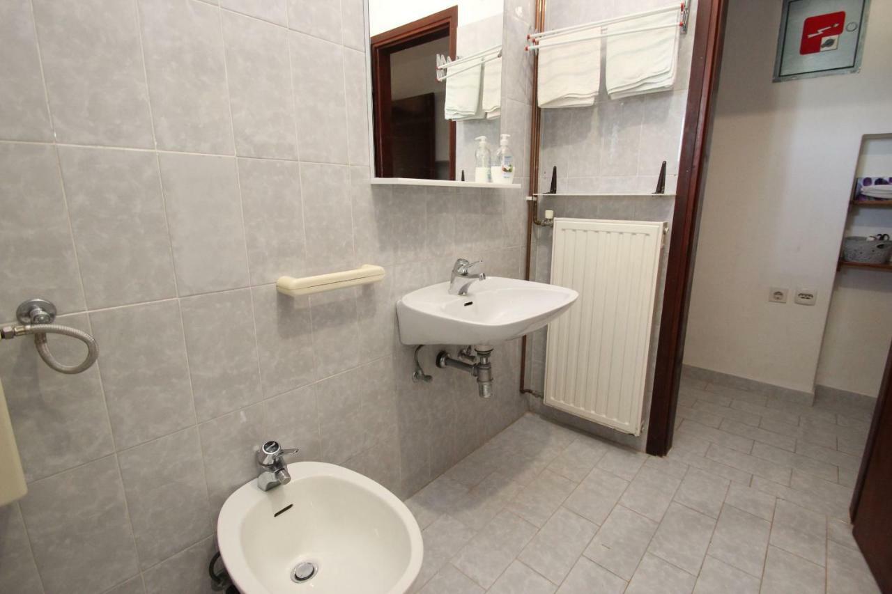 Apartment Sasa Bozac ポレッチ エクステリア 写真