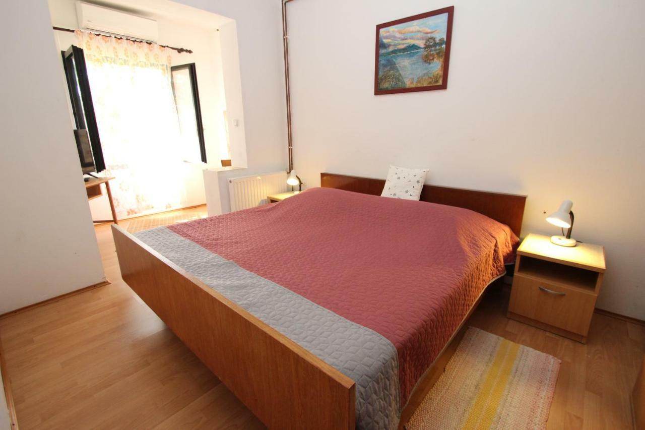 Apartment Sasa Bozac ポレッチ エクステリア 写真