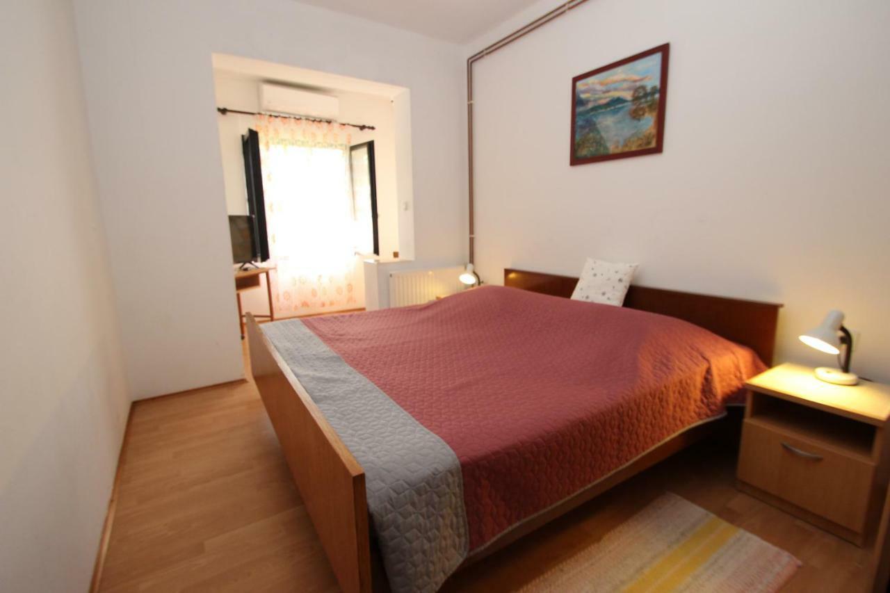 Apartment Sasa Bozac ポレッチ エクステリア 写真