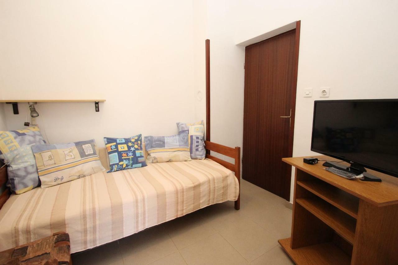 Apartment Sasa Bozac ポレッチ エクステリア 写真