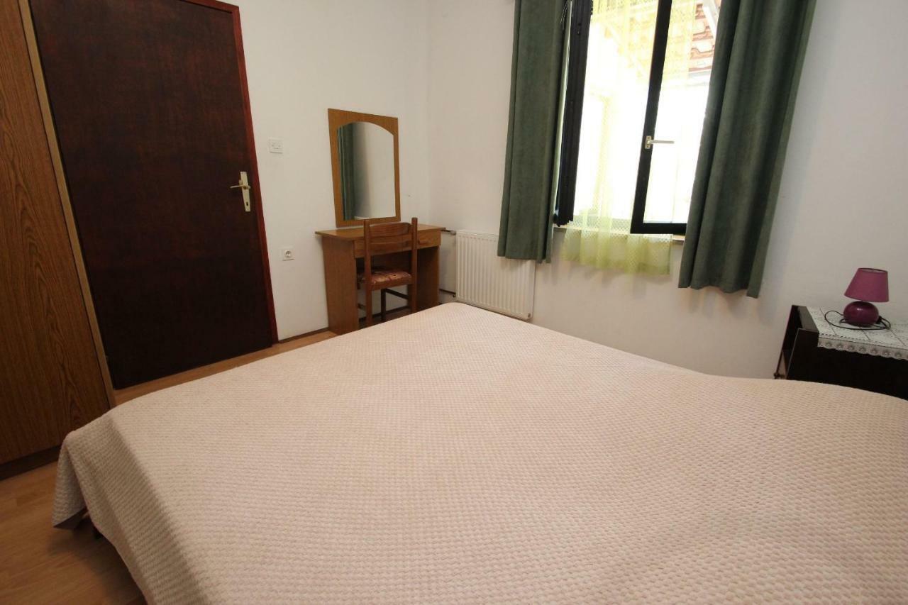 Apartment Sasa Bozac ポレッチ エクステリア 写真